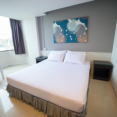 Kessiri Hotel Sisaket ภายนอก รูปภาพ